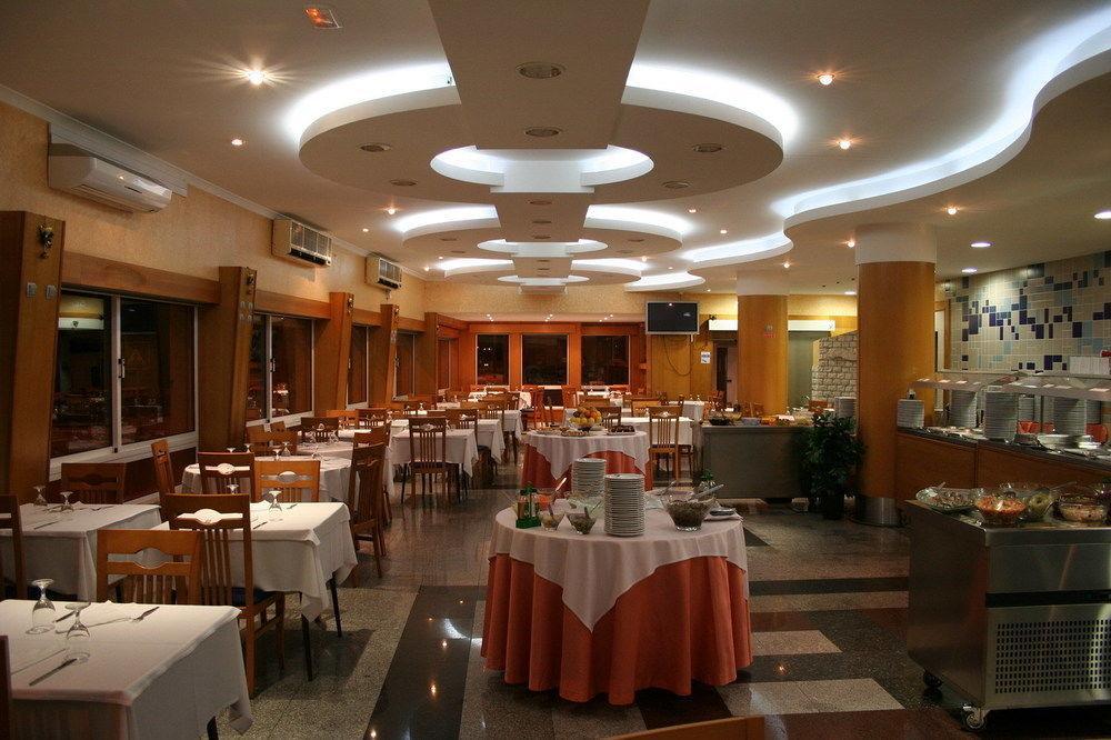Hotel Teimoso Фигейра да Фош Екстериор снимка